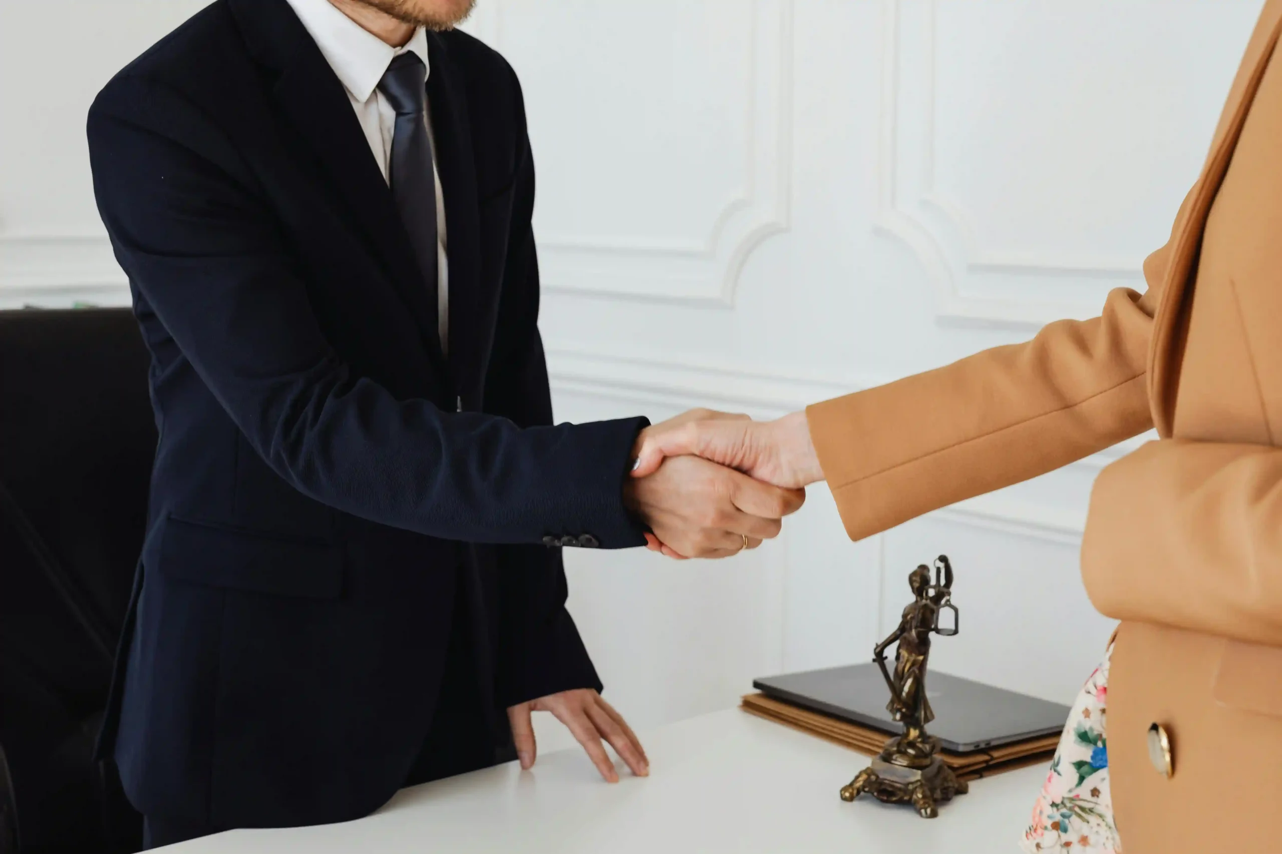 asesor patrimonial en Zaragoza ofreciendo soluciones personalizadas